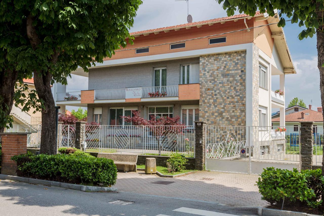 Boulevard 900 Revello Dış mekan fotoğraf